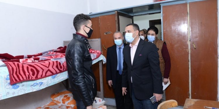 تعميم الوجبات المعلبة في مدن أسيوط