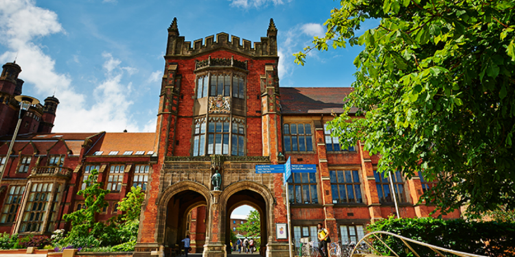 جامعة نيو كاسل البريطانية تقدم منحة لطلاب الدكتوراه