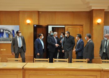 وفد "الأعلى للجامعات" يزور جامعة كفرالشيخ لبحث إمكانية بدء الدراسة بكلية الحقوق