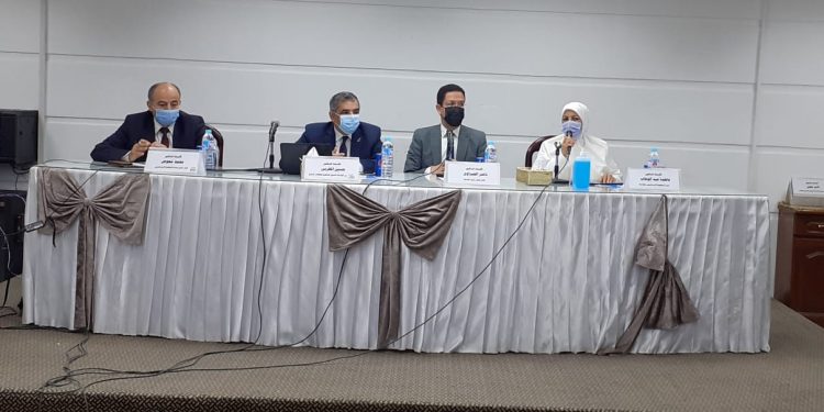 دورة تدريبية عن "مؤشرات الأداء والمقارنات المرجعية "بجامعة بنها