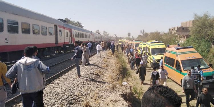 رفع حالة الاستعداد بمستشفى جامعة بني سويف تحسبا لاستقبال مصابين من حادث قطاري طهطا