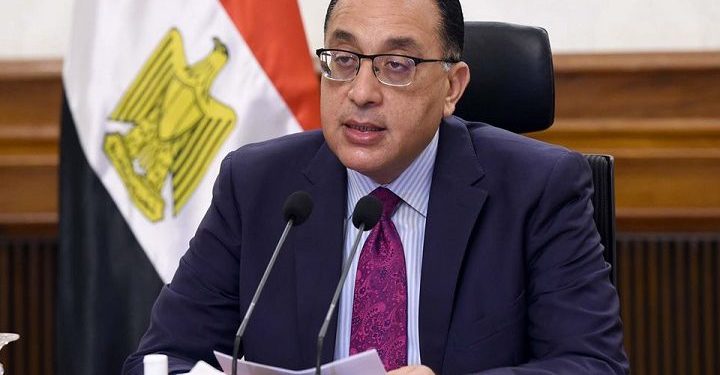 رئيس الوزراء: لجان متخصصة تتابع حادث قطاري سوهاج