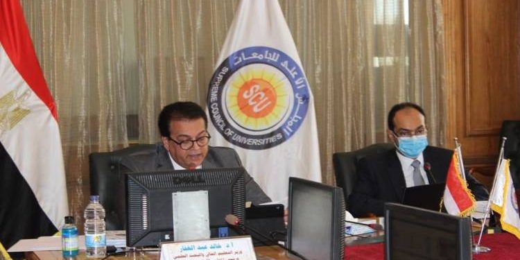 وداعا للنظام القديم .. تقليص سنوات الدراسة في الجامعات "تفاصيل"