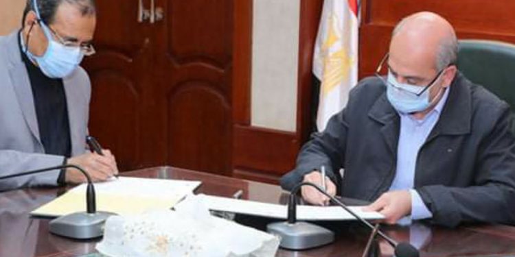 بروتوكول تعاون بين جامعة سوهاج والمحافظة لدعم المشروع القومي لتطوير الريف