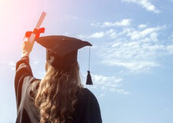 منح الجامعات في 24 ساعة.. جامعات أوروبية تقدم فرص دراسية للطلاب