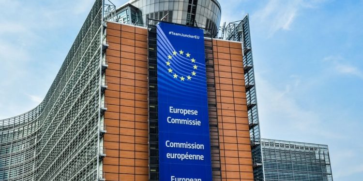 تفاصيل التقديم لمنح برنامج إيراسموس لطلاب البكالوريوس والدراسات العليا