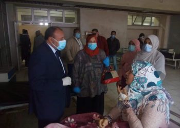 نائب رئيس جامعة الأزهر بأسيوط يتفقد المستشفى الجامعي