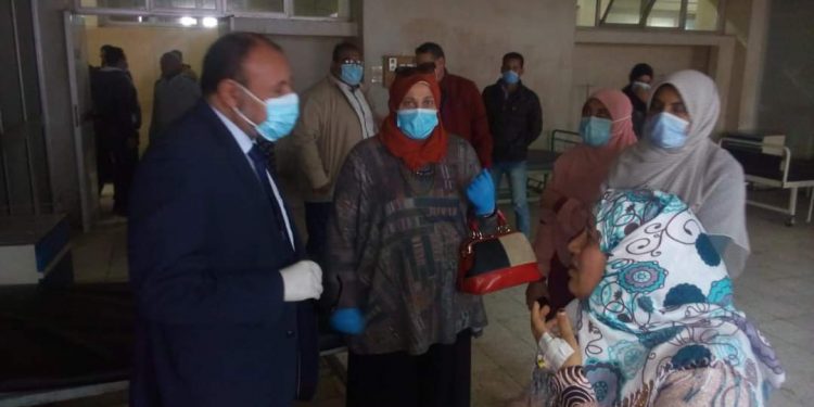 نائب رئيس جامعة الأزهر بأسيوط يتفقد المستشفى الجامعي