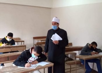 "الشرقية الأزهرية " متابعات مكثفة لامتحانات النقل الإعدادي الثانوي لليوم الخامس على التوالي