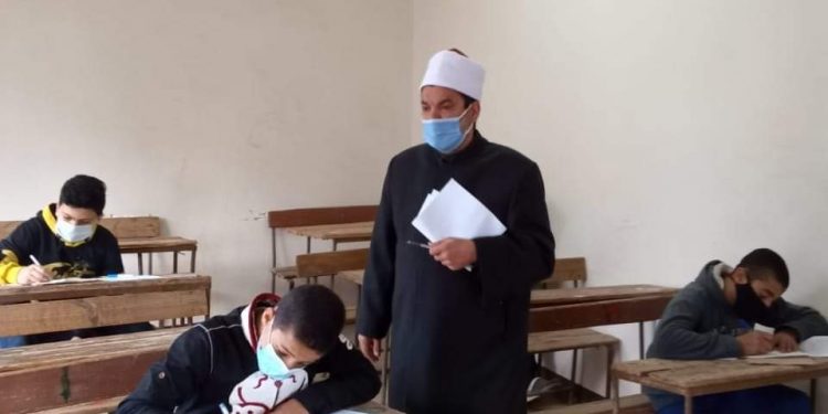 "الشرقية الأزهرية " متابعات مكثفة لامتحانات النقل الإعدادي الثانوي لليوم الخامس على التوالي