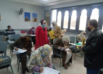 هدوء تام واستقرار في لجان امتحانات البرنامج الدولي لإعداد معلمي الناطقين بغير العربية