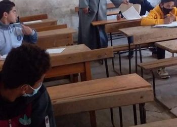 رئيس منطقة كفر الشيخ الأزهرية يتابع فعاليات اليوم الختامي لامتحانات النقل والشهادات