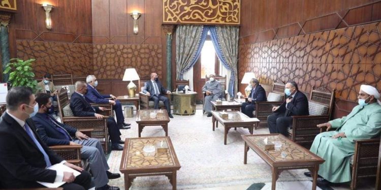 الإمام الأكبر يستقبل وفدا عراقيا لبحث سبل التعاون المشترك