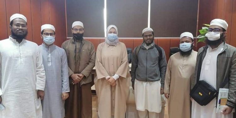 رئيس تطوير الوافدين تستقبل وفد اتحاد طلاب بنجلاديش