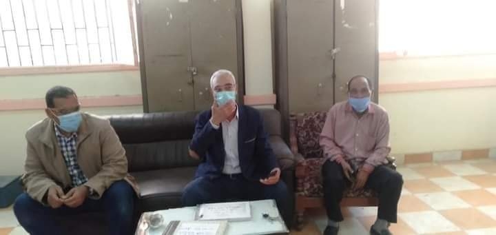 حقيقة غلق مدرسة الثانوى التجارى بقنا بسبب تفشي كورونا