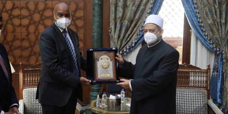 الإمام الأكبر يستقبل وزير خارجية الصومال