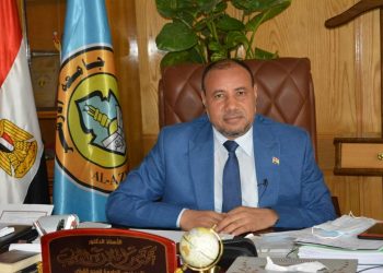 نائب رئيس جامعة الأزهر يعلن عن توقيع عقود التعاون مع الشركة المصرية للأدوية