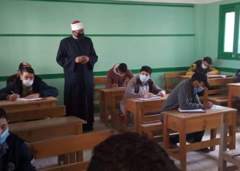 رئيس منطقة كفر الشيخ الأزهرية يصرح: حالة من الاستقرار والانتظام بلجان الامتحانات