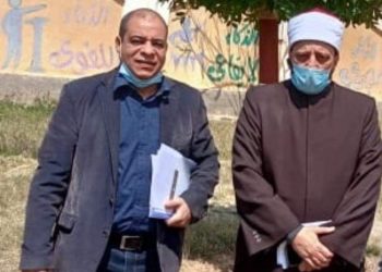 الوكيل الشرعي للإسكندرية يتفقد ختام اختبارات شهر مارس لطلاب النقل الثانوي