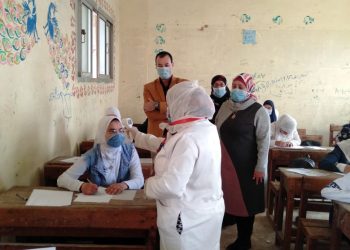 “الجيار” يتابع اليوم الختامى لامتحانات الصف الثانى الثانوى بغرفة العمليات في الجيزة