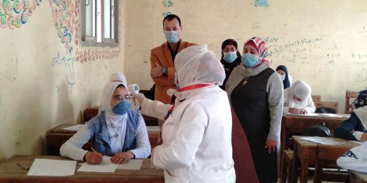 “الجيار” يتابع اليوم الختامى لامتحانات الصف الثانى الثانوى بغرفة العمليات في الجيزة