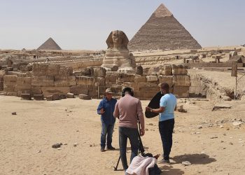 زاهي حواس يعلن كشف أثري جديد في الأقصر أبريل القادم