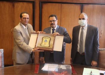 مجلس كلية علوم الأزهر يكرم الشربيني لجهوده المخلصة في حصول 20 كلية على شهادة الجودة