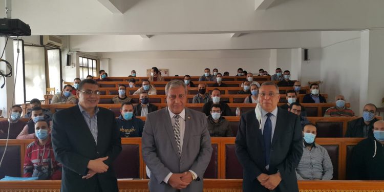 كلية طب الأزهر تقيم الدورة الحادية والعشرين لأساسيات البحث العلمي والإحصاء