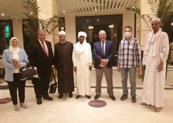 مستشار رئيس تشاد يستقبل وفد جامعة الأزهر