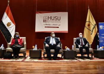 جامعة حلوان تحتفى بتنصيب مجلس اتحاد طلاب الجامعة