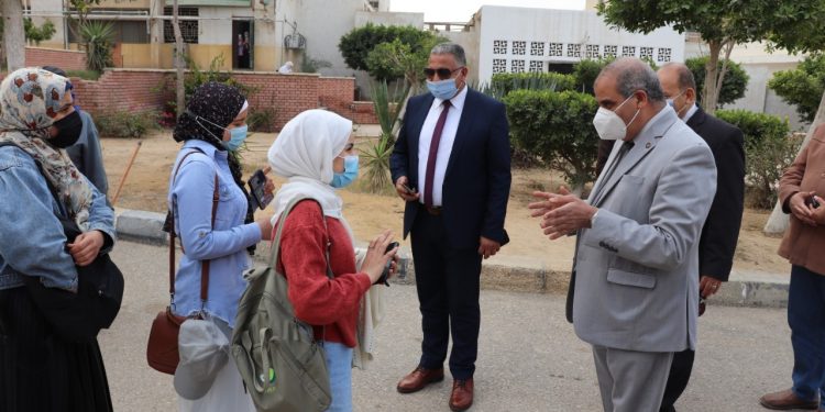 رئيس جامعة الأزهر يتفقد فرع البنات ويتابع أعمال الصيانة بالمدينة الجامعية