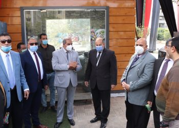 رئيس جامعة الأزهر يفتتح منفذَ (أمان) لبيع المنتجات الغذائية بالتعاون مع وزارة الداخلية