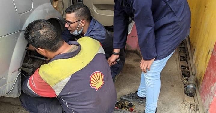 تدريب طلاب جامعة الدلتا التكنولوجية في مراكز لصيانة السيارات