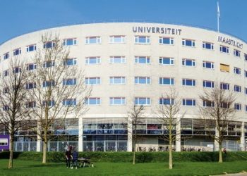 جامعة ماستريخت الهولندية تقدم منحة لطلاب الماجستير