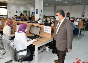 الف و334 طالب وطالبة بجامعة قناة السويس يؤدون الاختبارات الإلكترونية على مدار يومين 