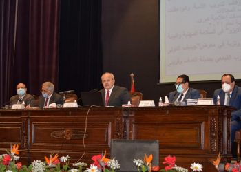 جامعة القاهرة: تخفيض 50% من المصروفات الدراسية لتدريب الأئمة والواعظات بوزارة الأوقاف