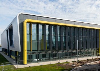 جامعة كرانفيلد البريطانية تقدم منحة لطلاب الماجستير المصريين