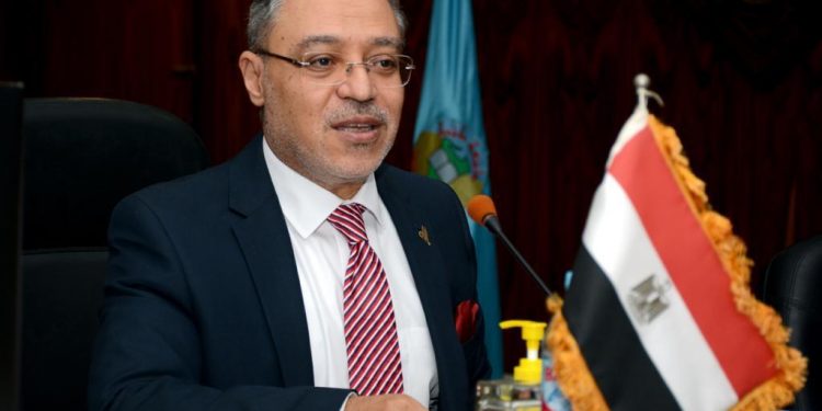 جامعة طنطا تدشن خطة متكاملة لبرامج القوافل بالتنسيق مع محافظة الغربية لخدمة الأهالى