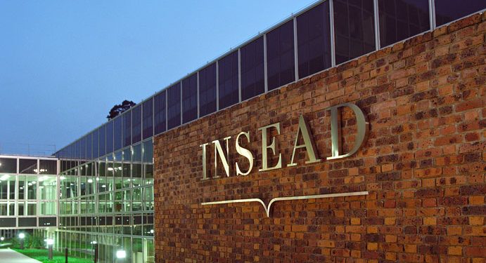 معهد إنسياد يقدم منحة لطلاب الماجستير في فرنسا