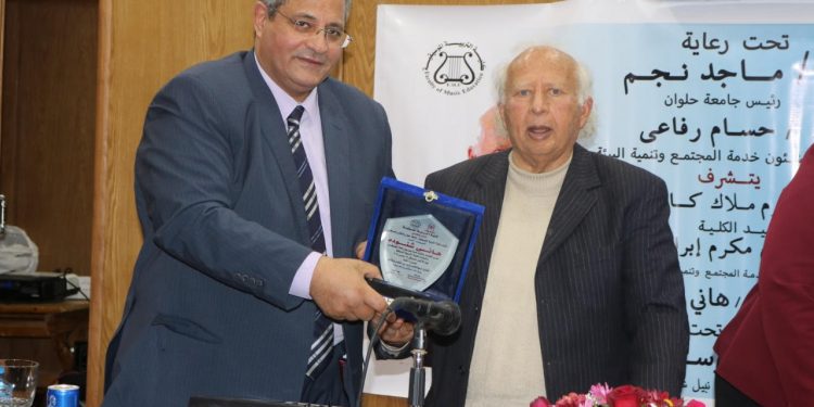 هاني شنودة ضيف ندوة "لغة الموسيقى" بتربية موسيقية حلوان