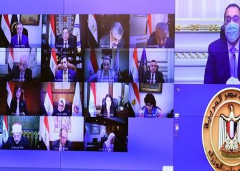 مجلس الوزراء يوافق على إقرار العلاوة الدورية والحافز 