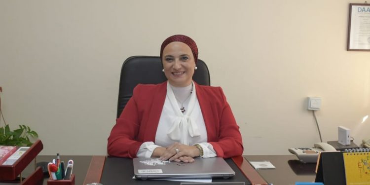 الدكتورة هبة مدحت زكي، المدير التنفيذي لحاضنة اقتصاد وعلوم سياسية
