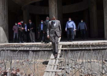 رئيس جامعة كفرالشيخ يتفقد إنشاءات مستشفى الطوارئ ومركز الأورام|صور