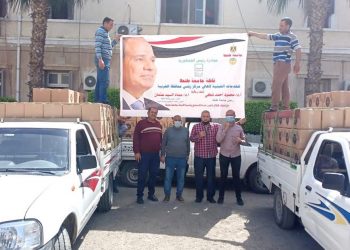 جامعة طنطا توزع 150 كرتونة مواد غذائية إلى الأسر الأكثر احتياجًا في زفتى