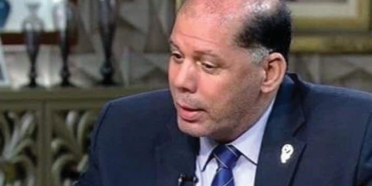 أستاذ بـ «علوم طنطا» يفوز بجائزة "خليفة التربوية للأستاذ المتميز" في البحث العلمي