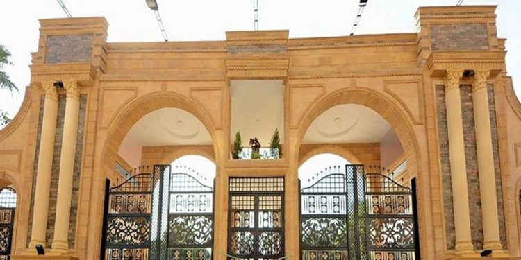 حريق بمركز جراحة الكلى والمسالك البولية بجامعة المنصورة