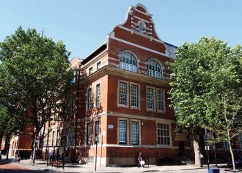 جامعة سيتي لندن تقدم منحة لطلاب الماجستير