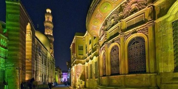 شارع المعز ورمضان.. قصة عشق في قلوب المصريين