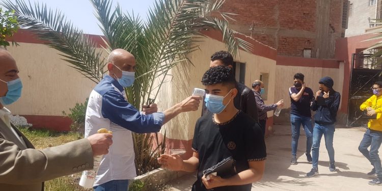 أدمن الثانوية التراكمية: إجراء امتحانات الثانوية ورقيًا لبعض الطلاب يخل بتكافؤ الفرص