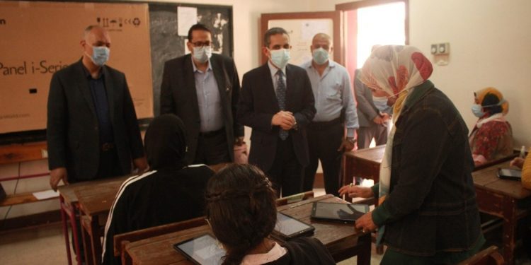 تعليم الغربية: استجابة الطلاب والمعلمين للتجربة الأولى للامتحان التجريبي